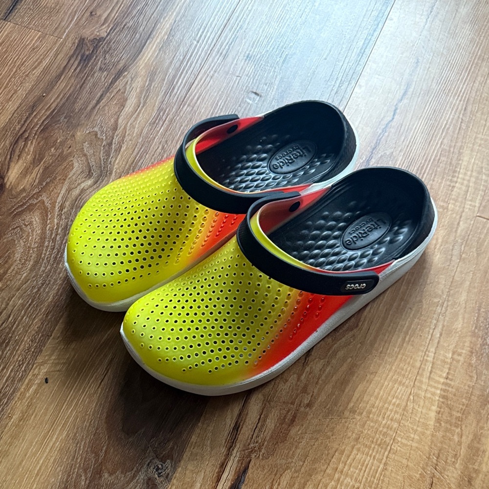 CROCS LiteRide Yellow and Red